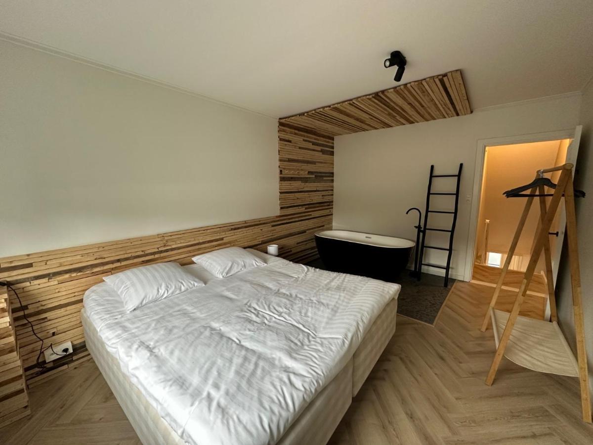 Vakantiehuis 'T Poortje Villa Lanaken Exteriör bild